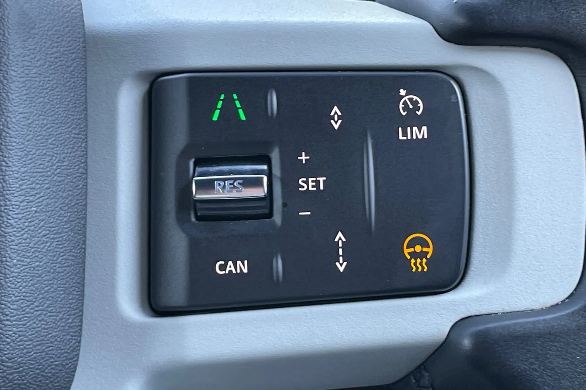 Volvo V60 thumbnail image number 26