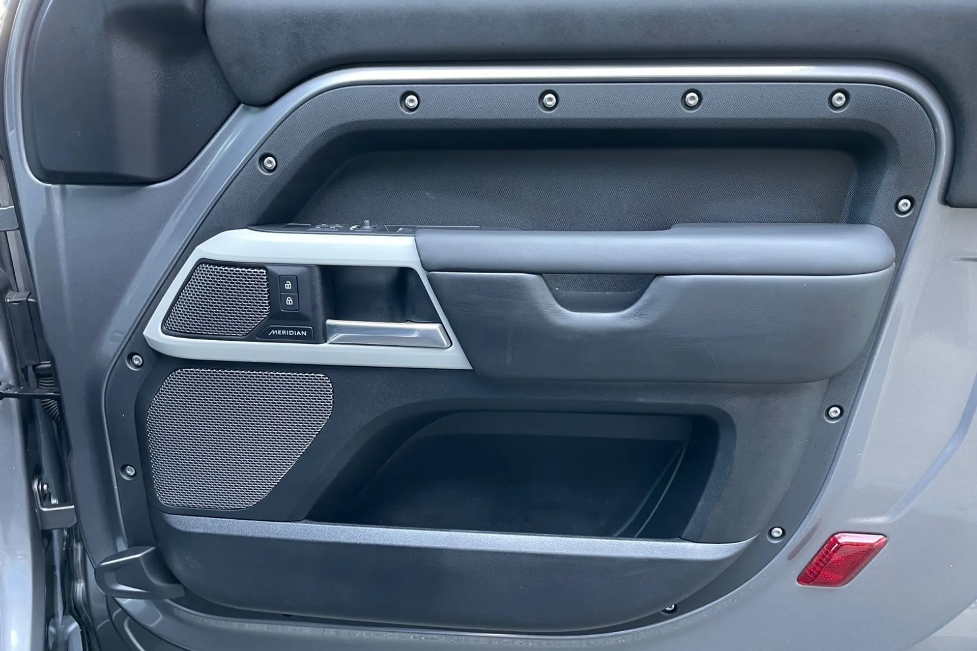 Volvo V60 thumbnail image number 49