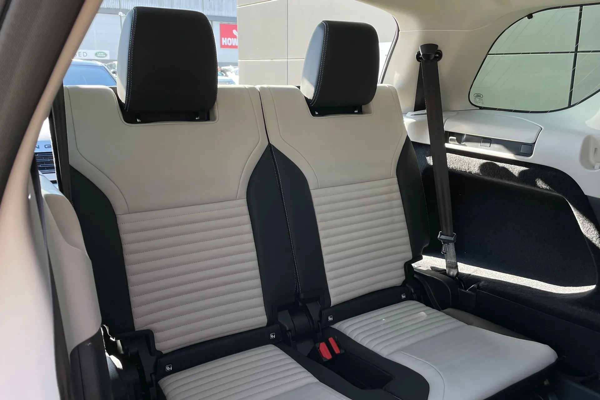 LAND ROVER DISCOVERY thumbnail image number 59