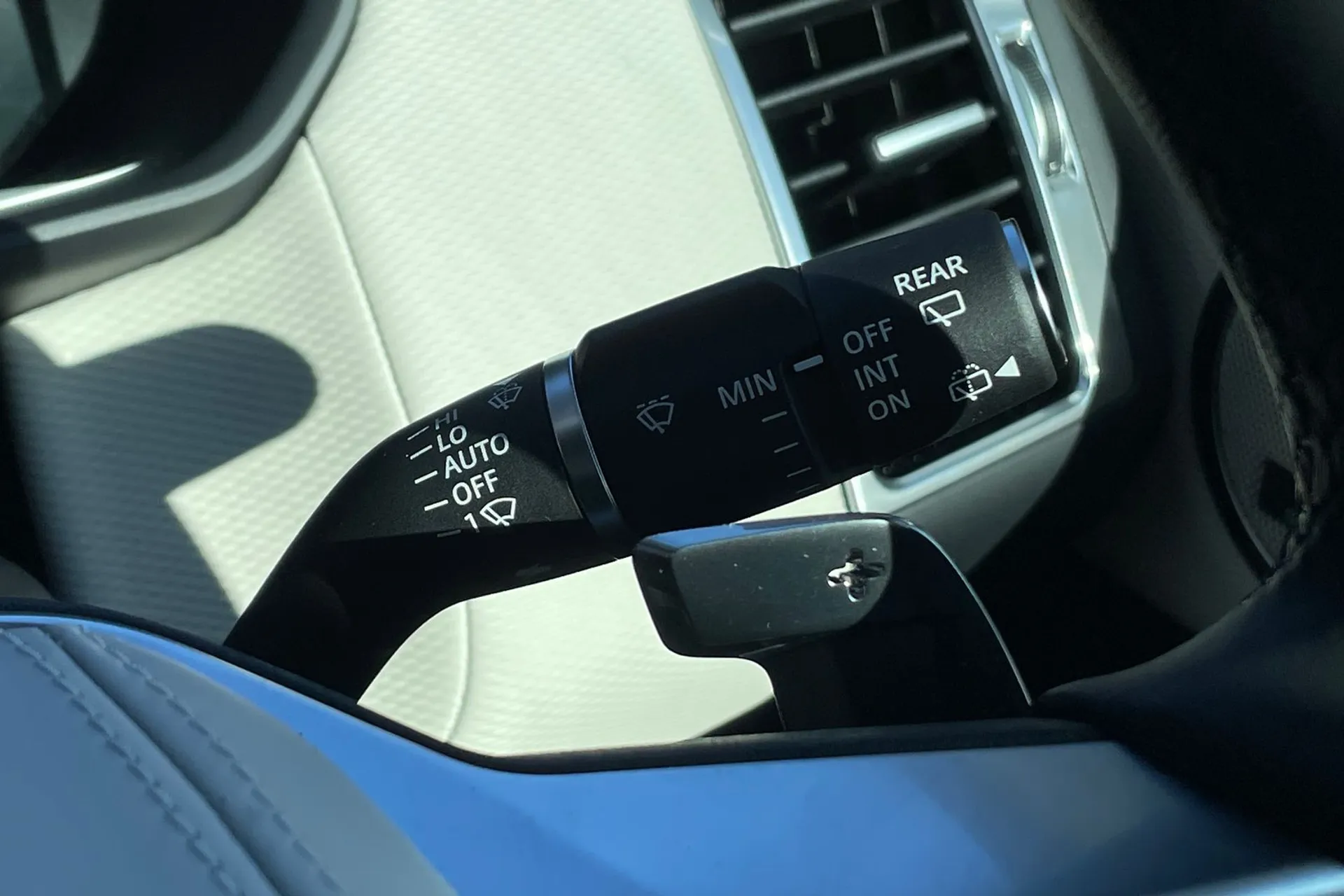 LAND ROVER DISCOVERY thumbnail image number 64