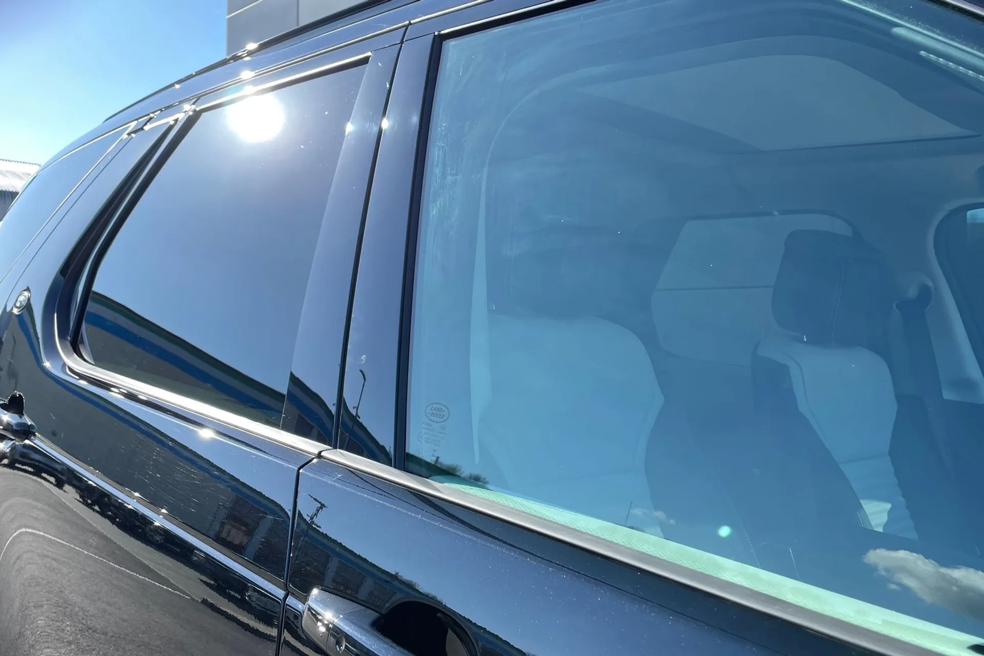 LAND ROVER DISCOVERY thumbnail image number 16