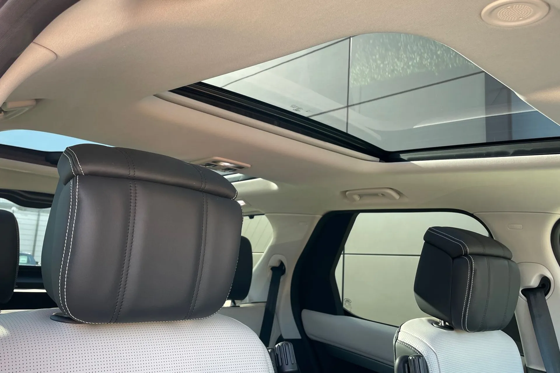 LAND ROVER DISCOVERY thumbnail image number 7