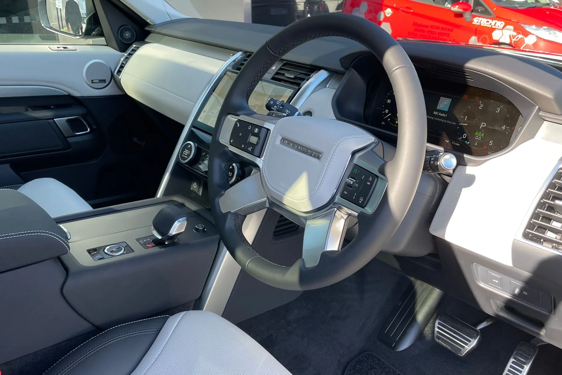 LAND ROVER DISCOVERY thumbnail image number 18