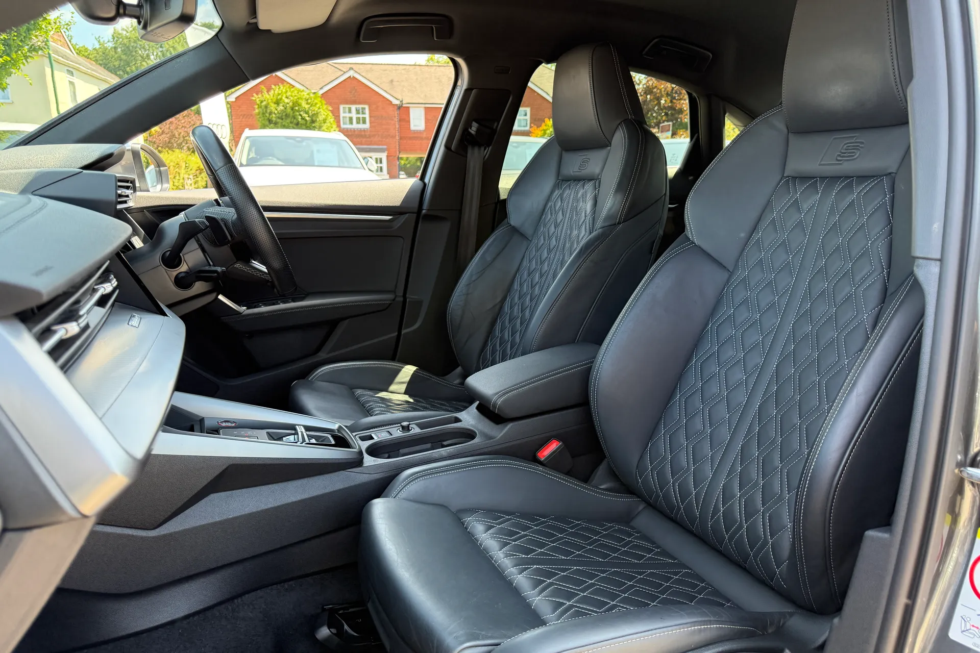 Audi A3 thumbnail image number 28