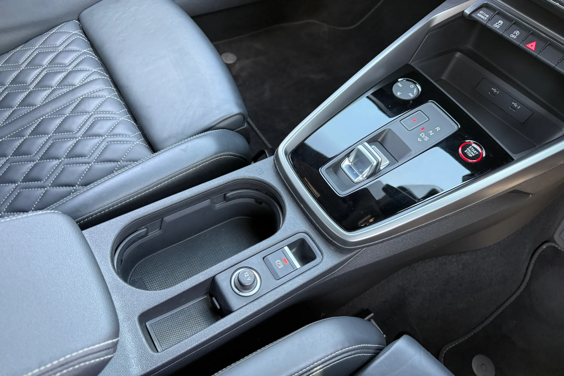 Audi A3 thumbnail image number 38