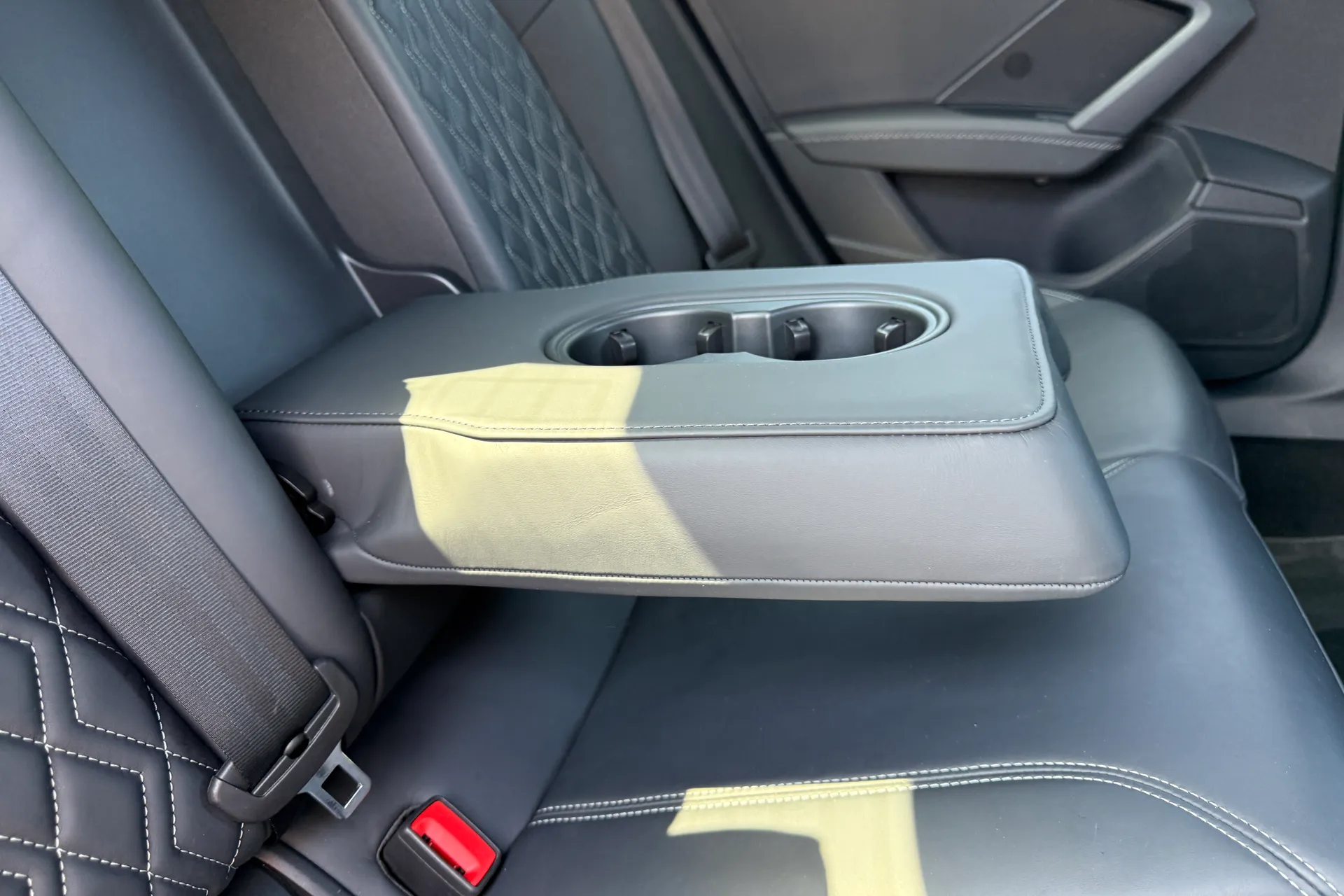 Audi A3 thumbnail image number 44