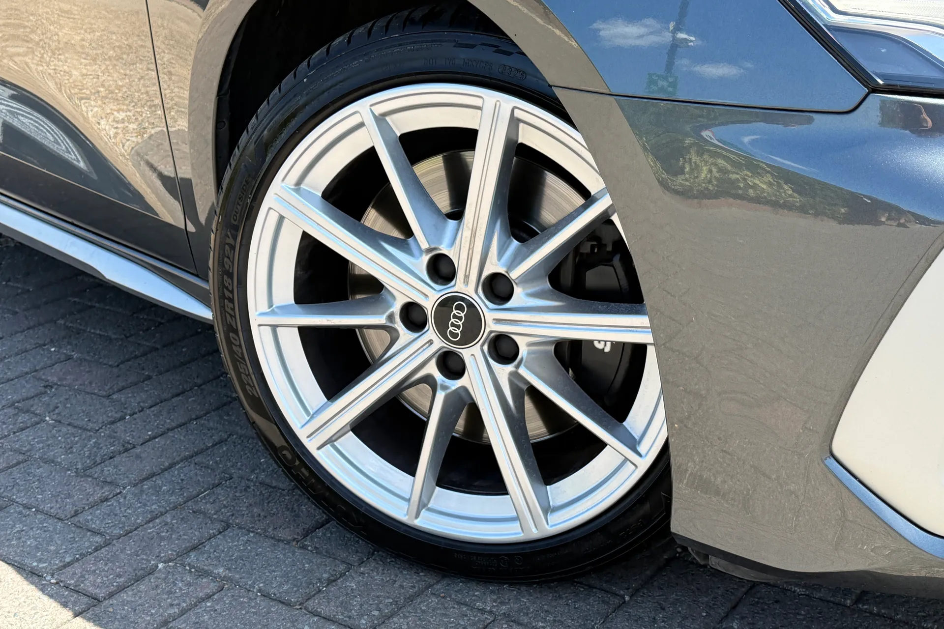 Audi A3 thumbnail image number 7