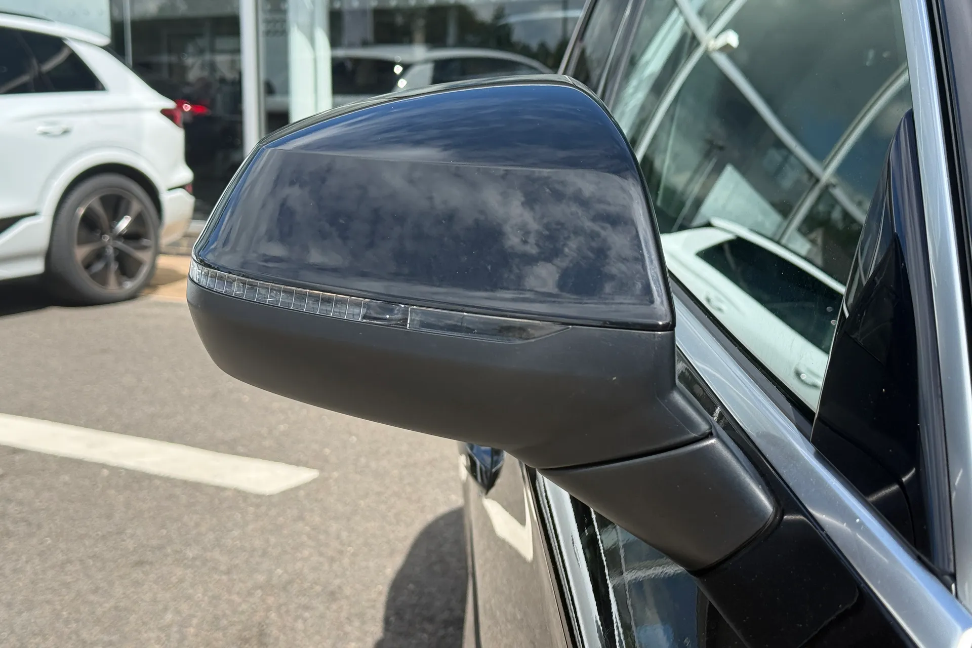 Audi Q5 thumbnail image number 12