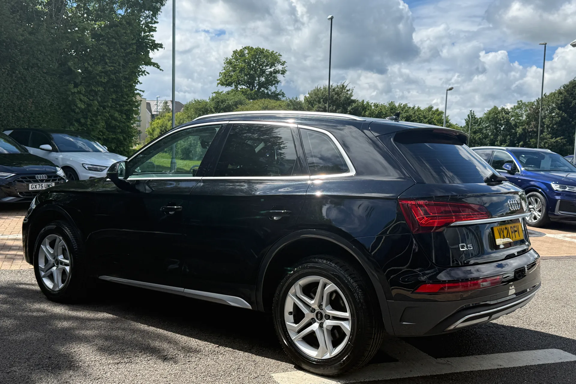 Audi Q5 thumbnail image number 45