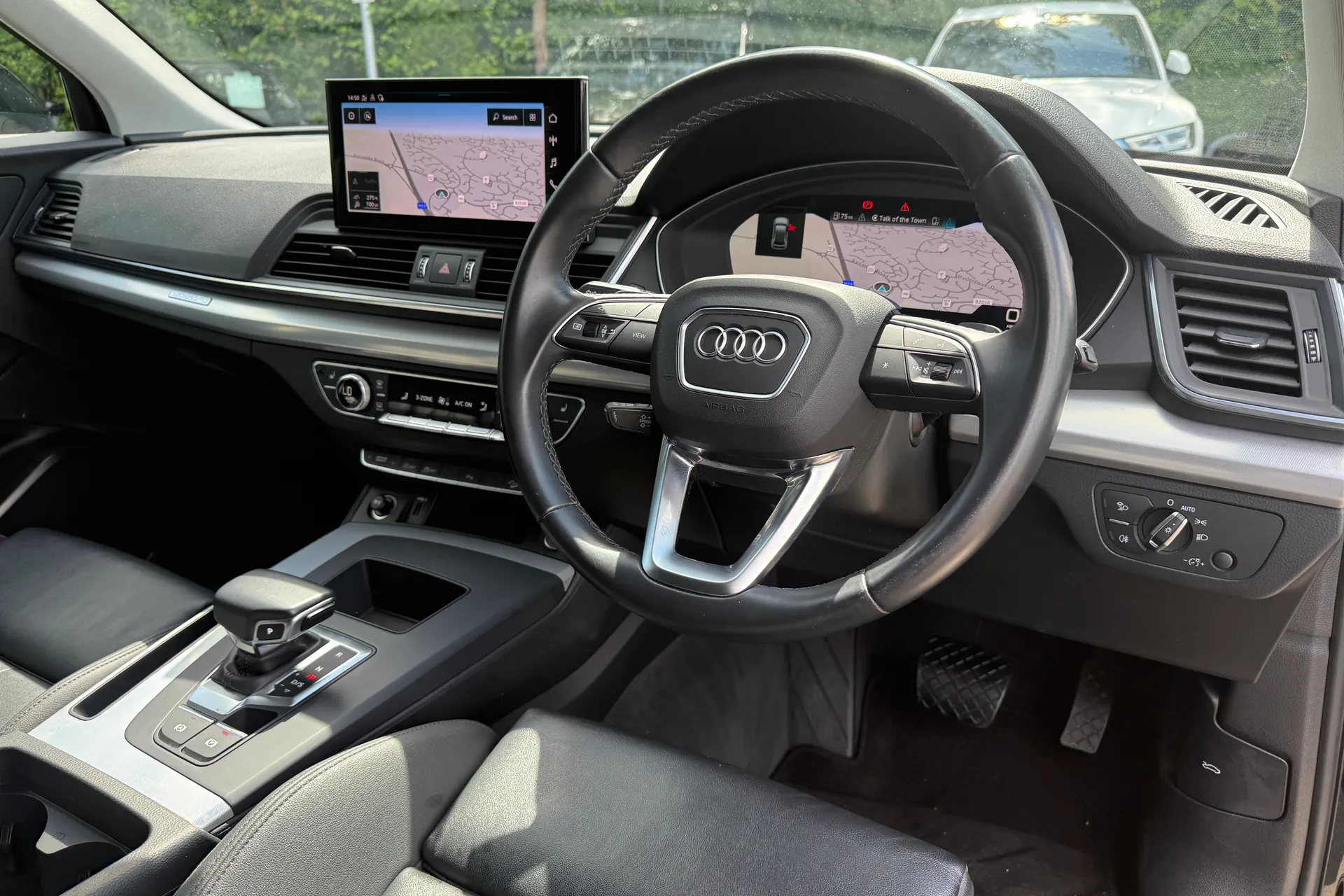 Audi Q5 thumbnail image number 26