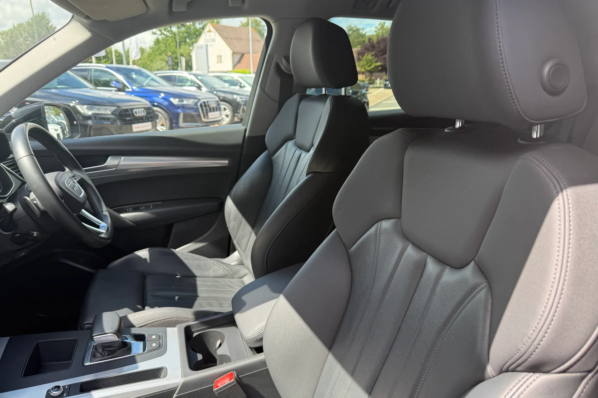 Audi Q5 thumbnail image number 51