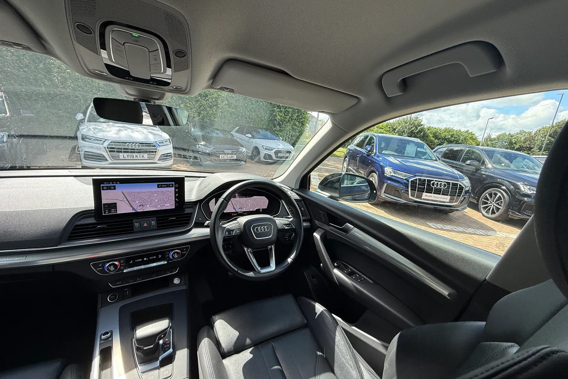 Audi Q5 thumbnail image number 35