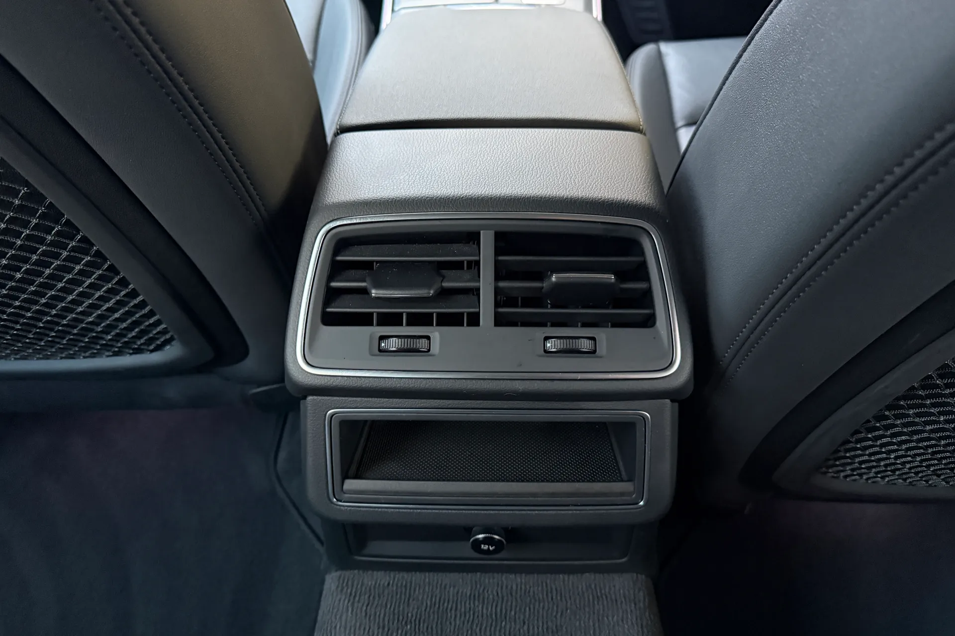 Audi A7 thumbnail image number 17