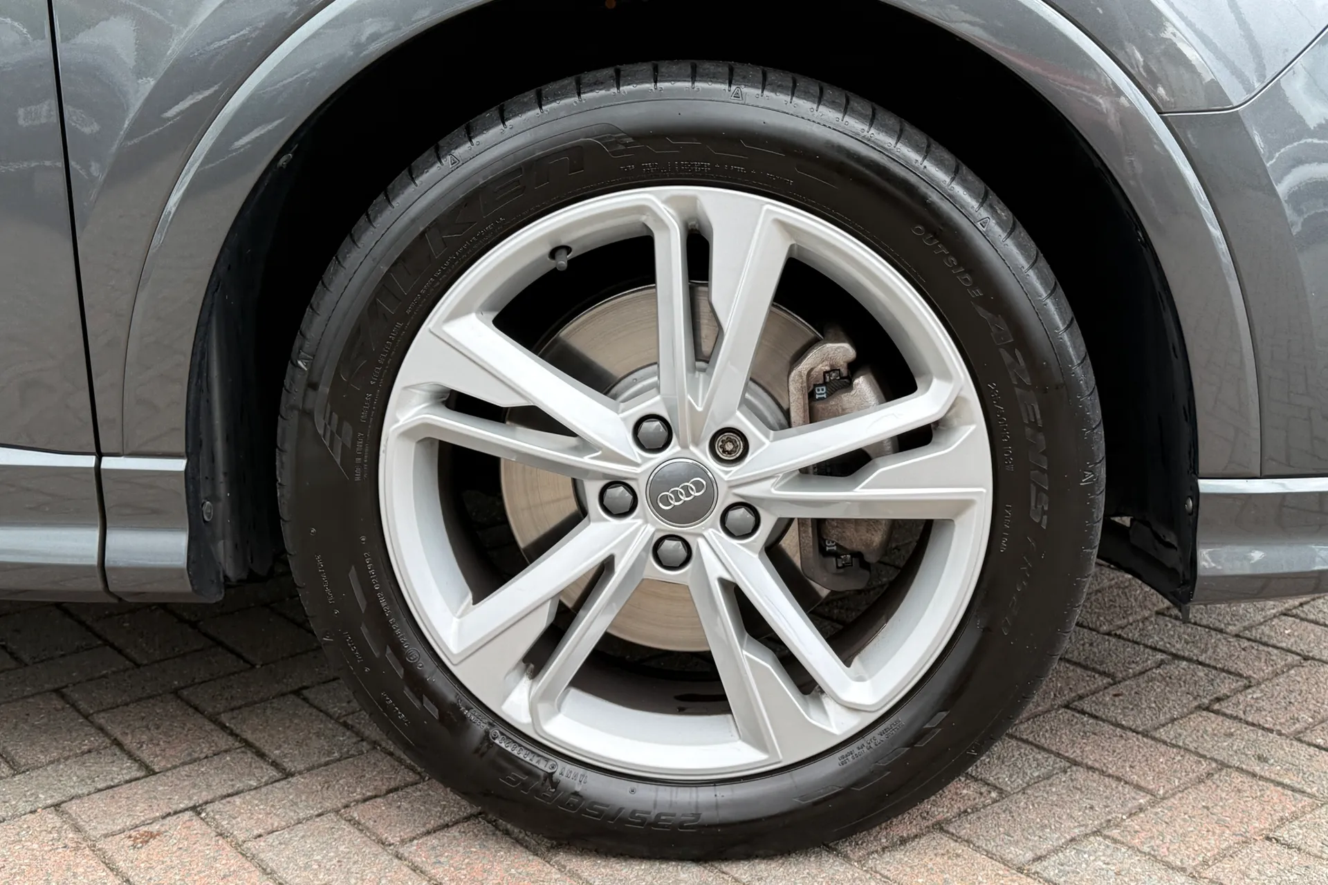 Audi Q3 thumbnail image number 47