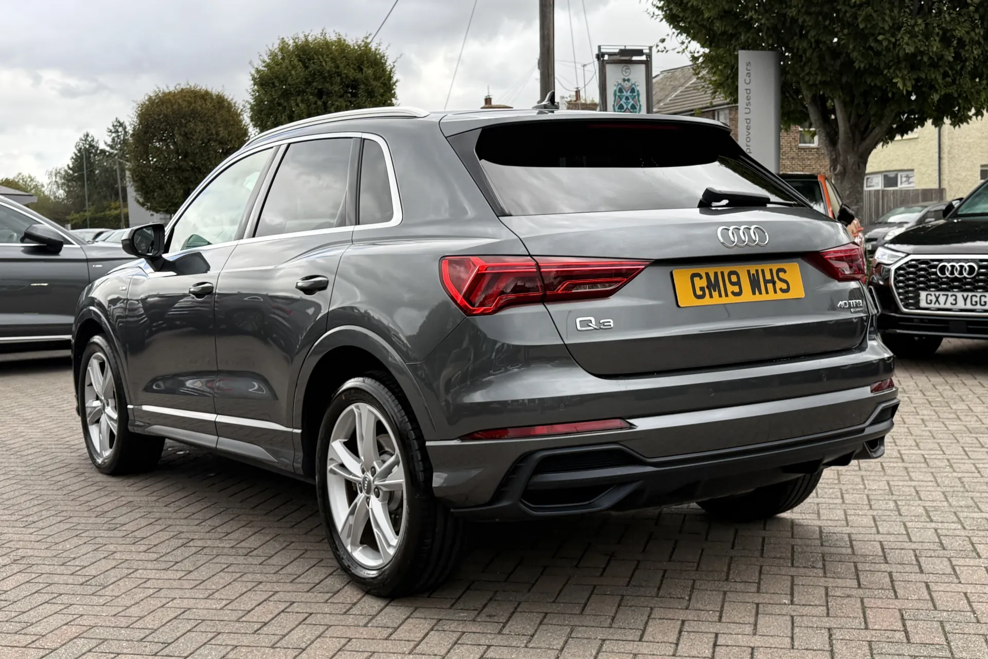 Audi Q3 thumbnail image number 34