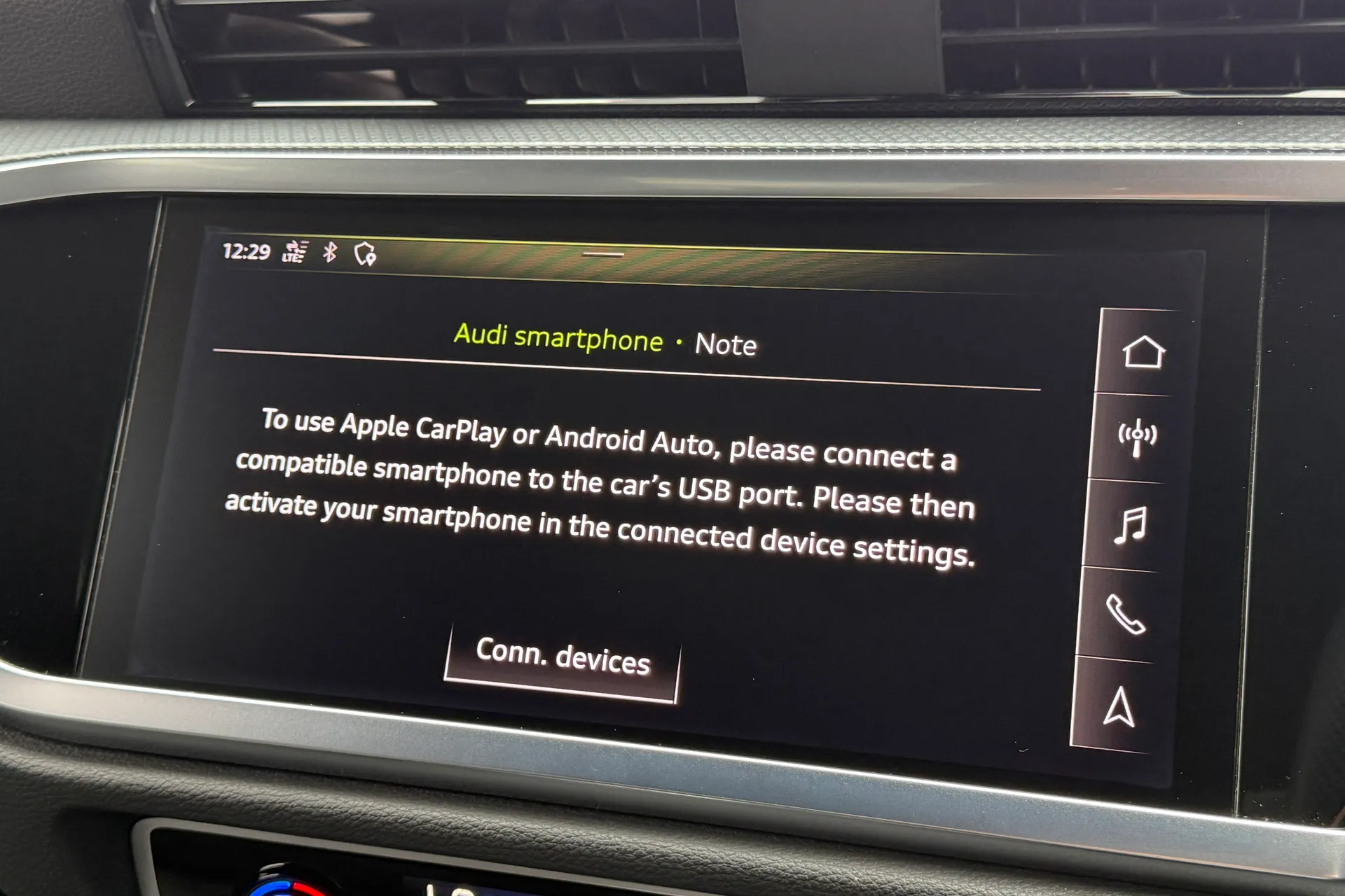 Audi Q3 thumbnail image number 13