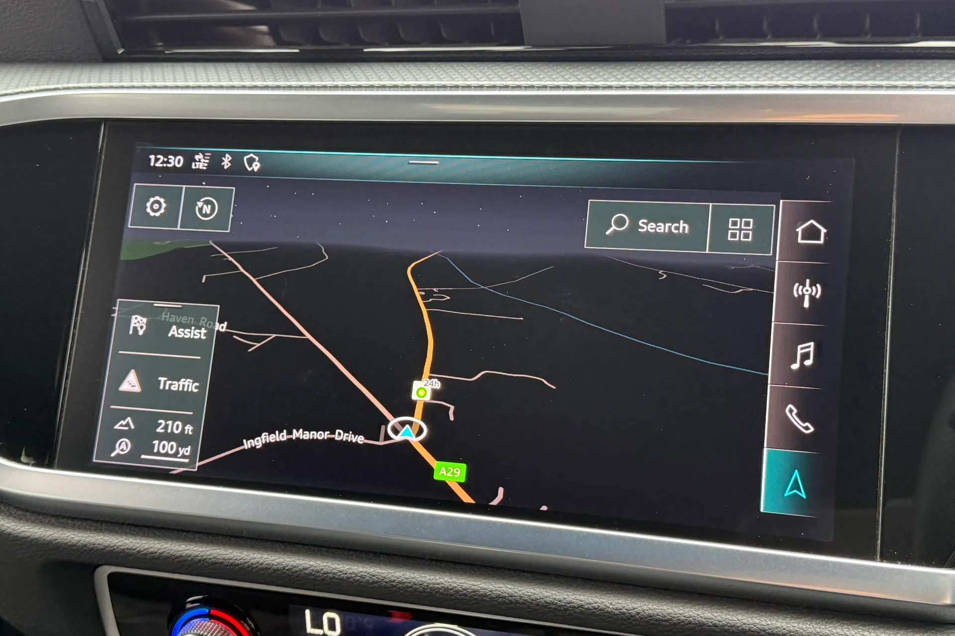 Audi Q3 thumbnail image number 4