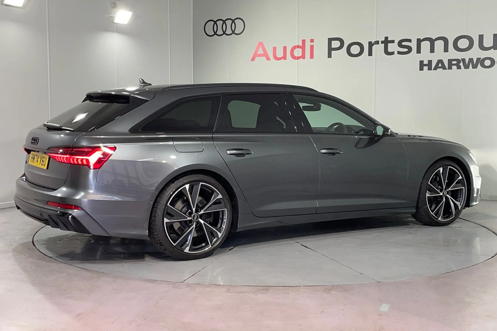 Audi A6 thumbnail image number 10