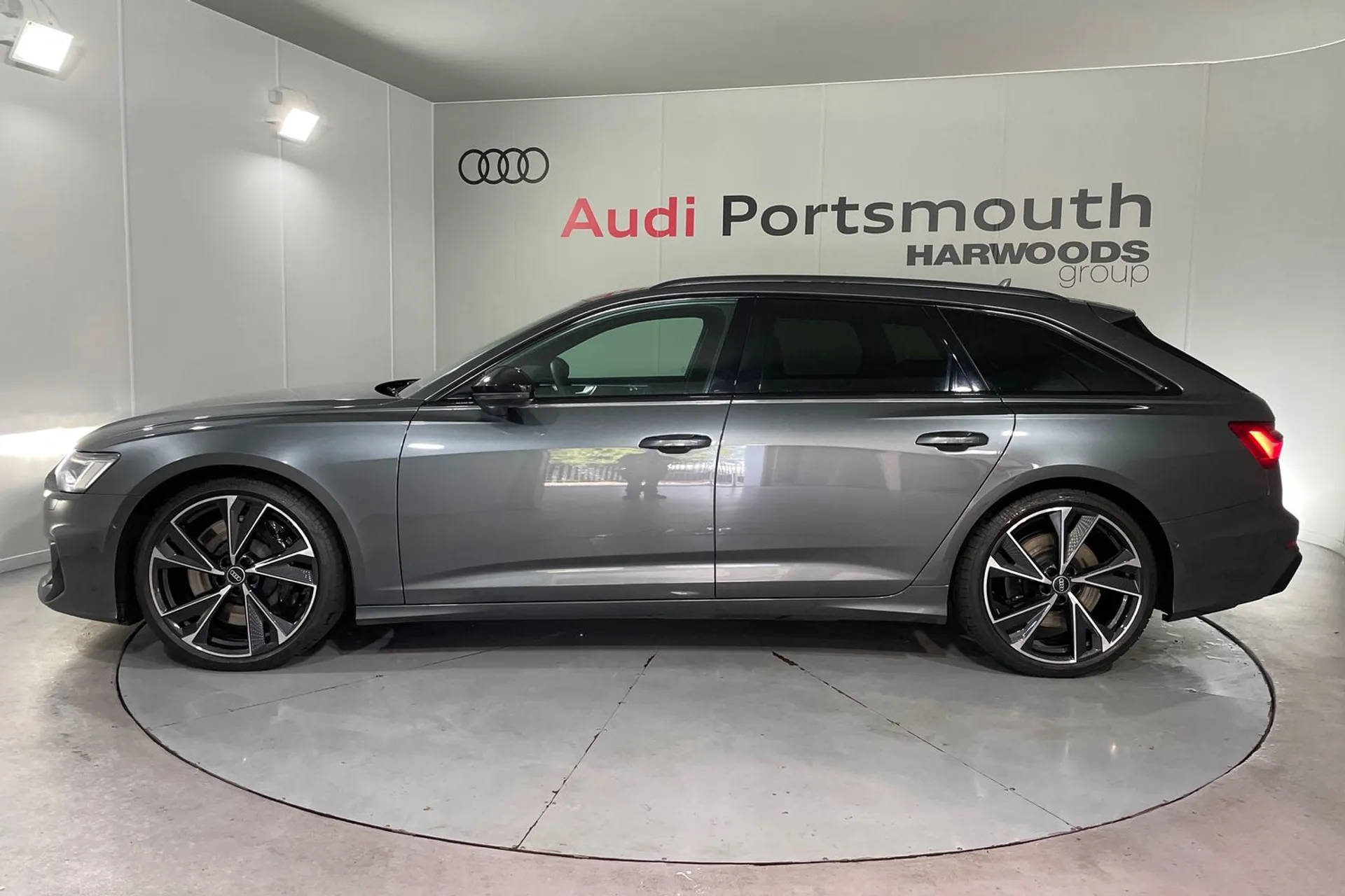 Audi A6 thumbnail image number 11