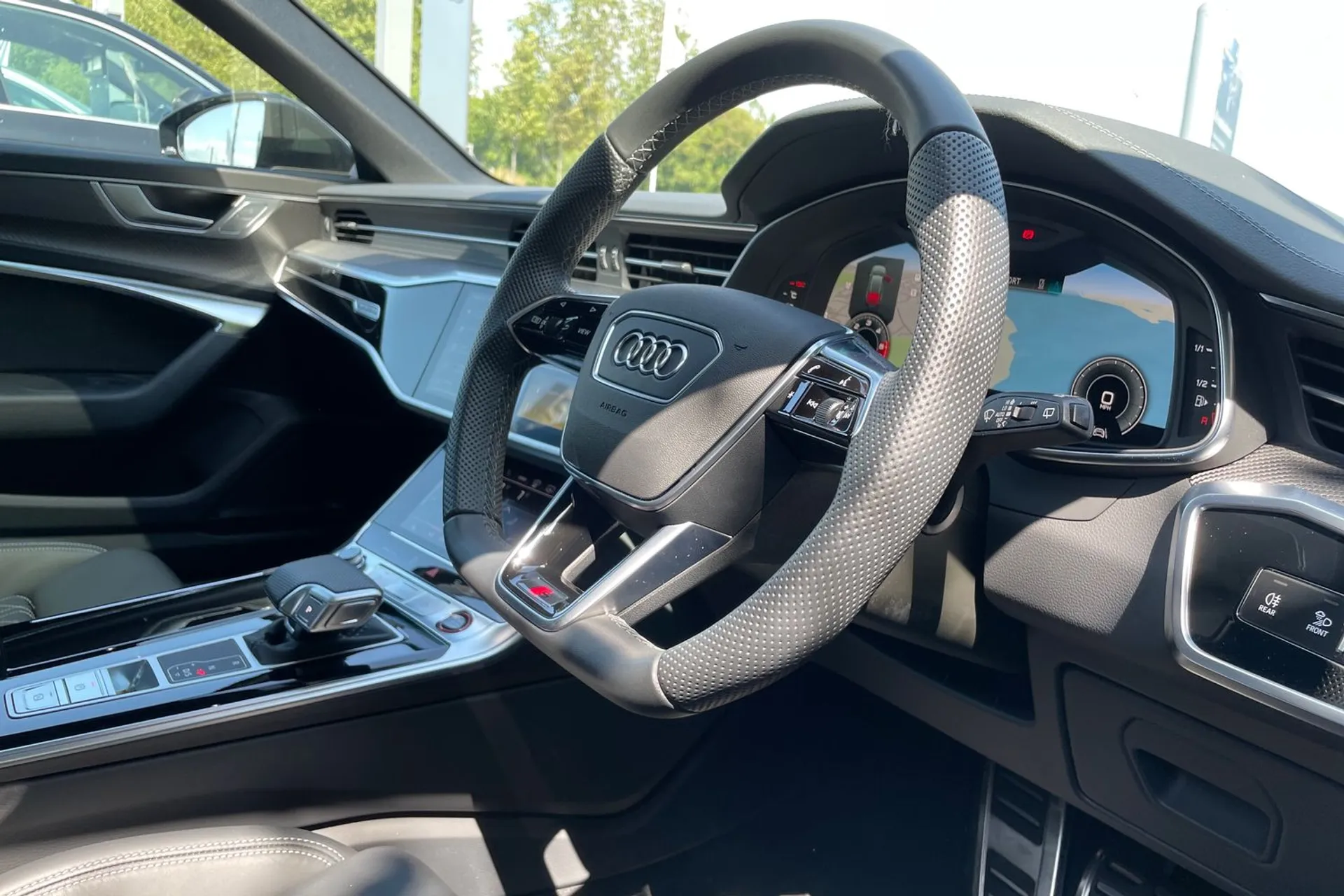 Audi A6 thumbnail image number 25