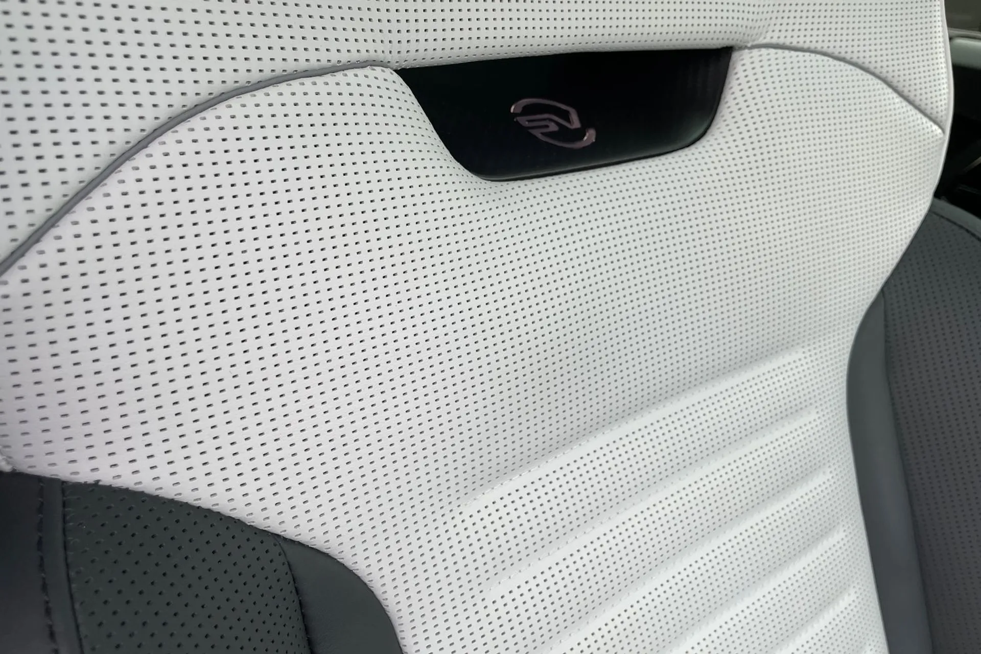 LAND ROVER RANGE ROVER SPORT thumbnail image number 40