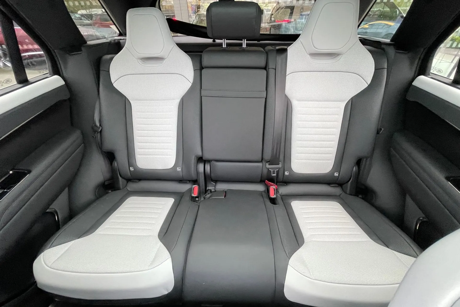 LAND ROVER RANGE ROVER SPORT thumbnail image number 11