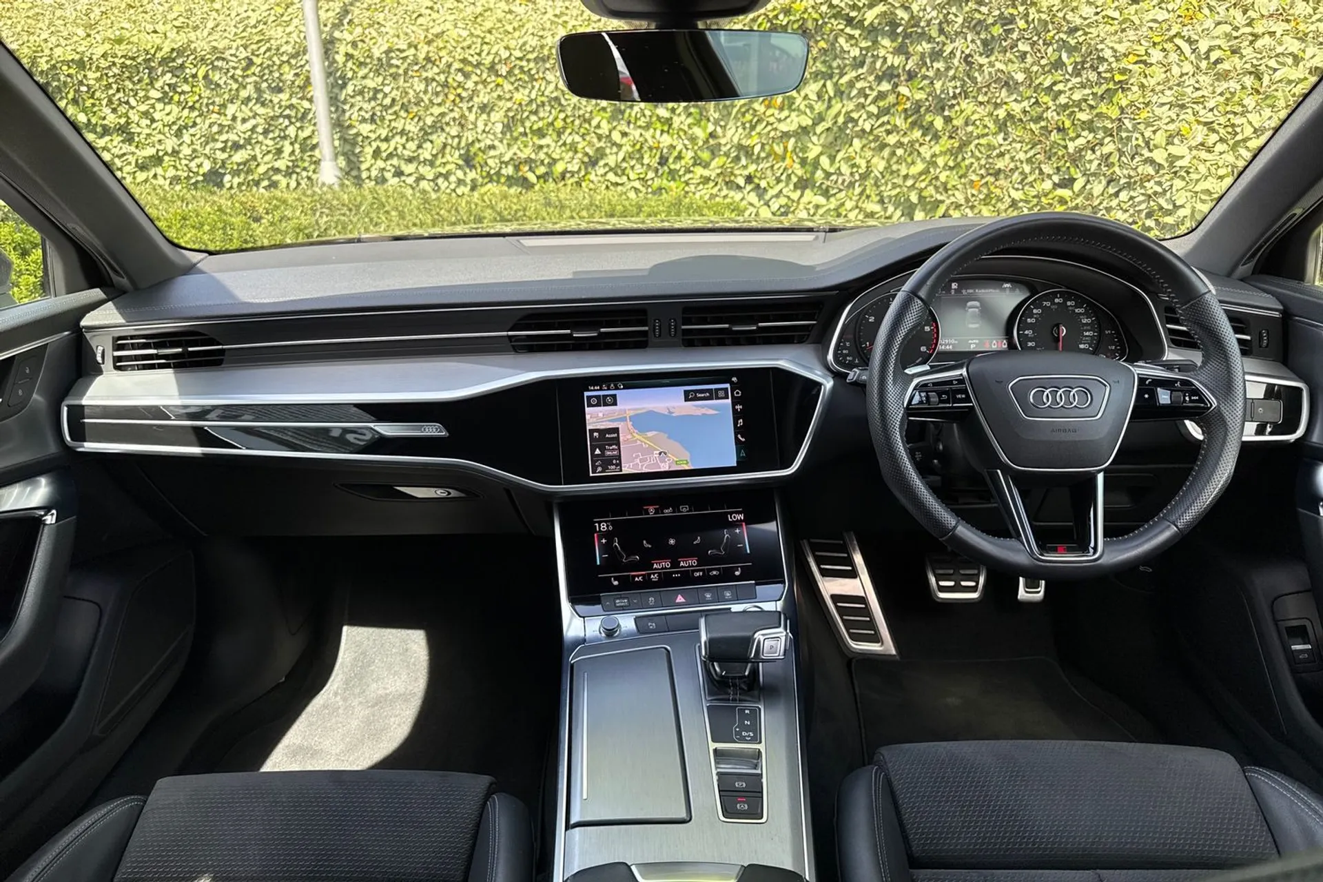 Audi A6 thumbnail image number 5