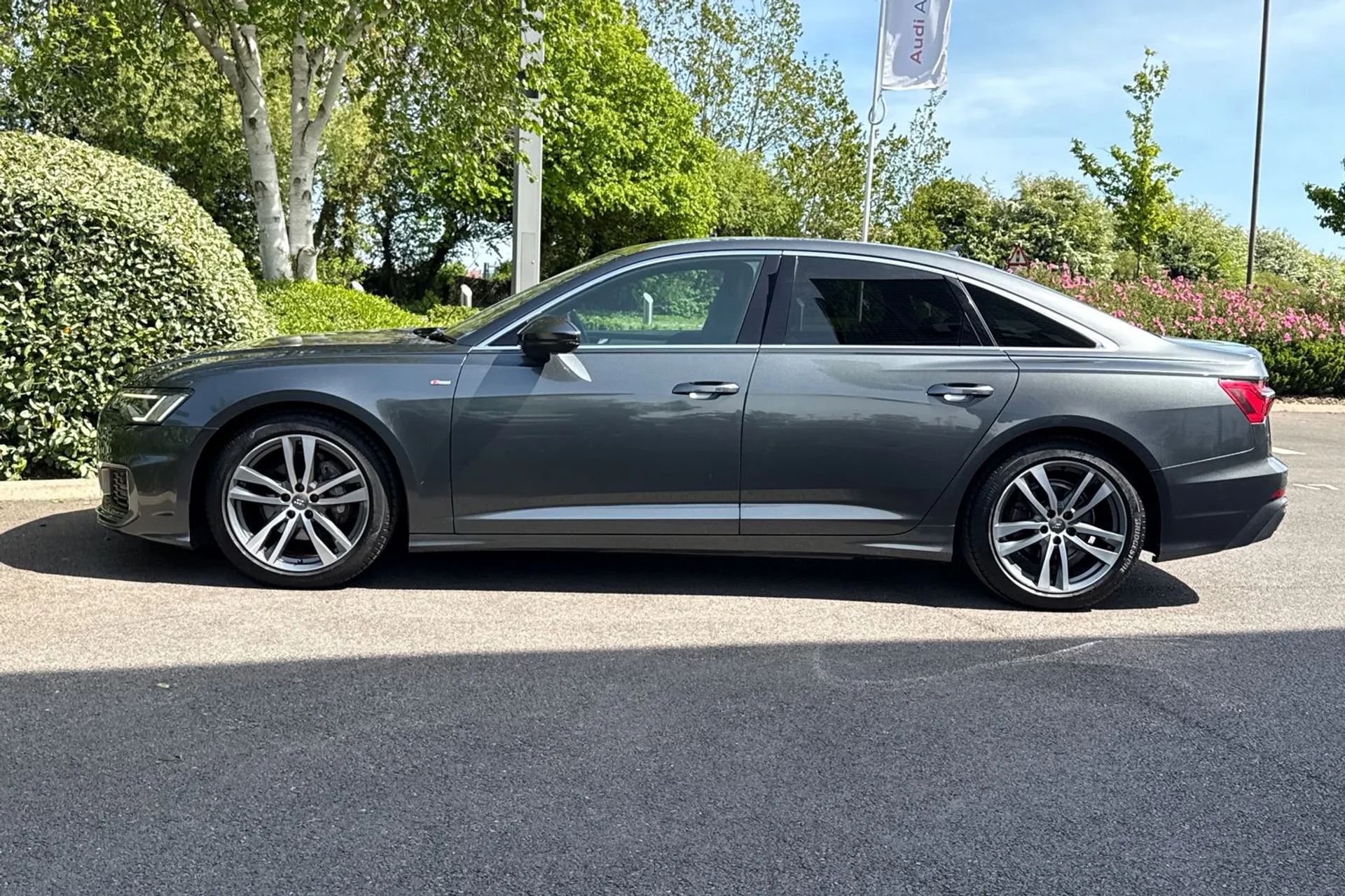 Audi A6 thumbnail image number 20