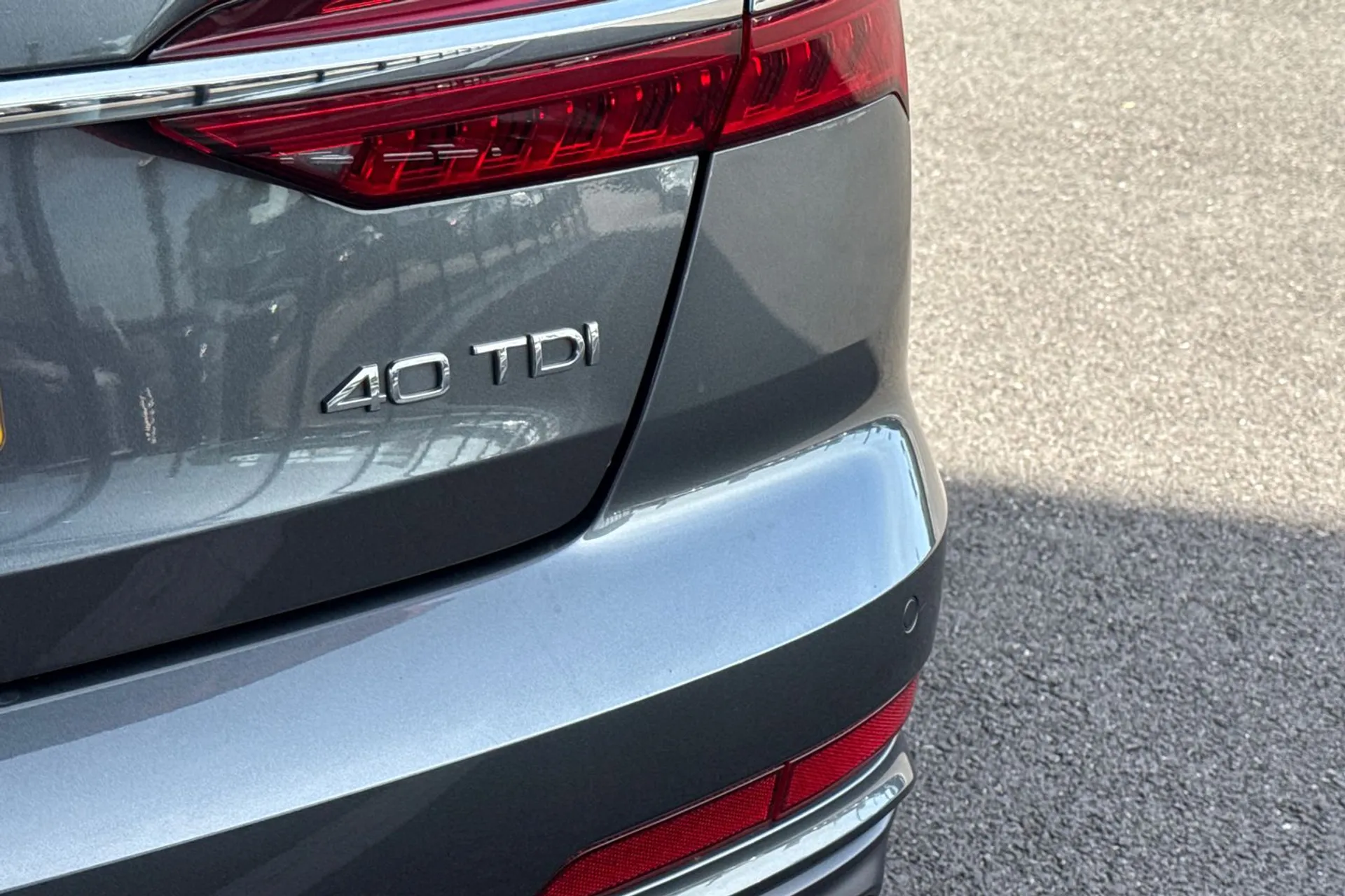 Audi A6 thumbnail image number 25