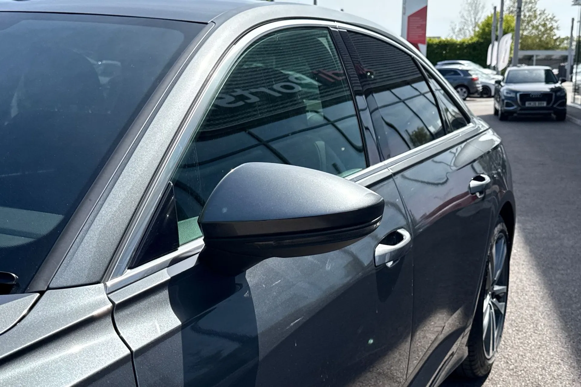 Audi A6 thumbnail image number 29