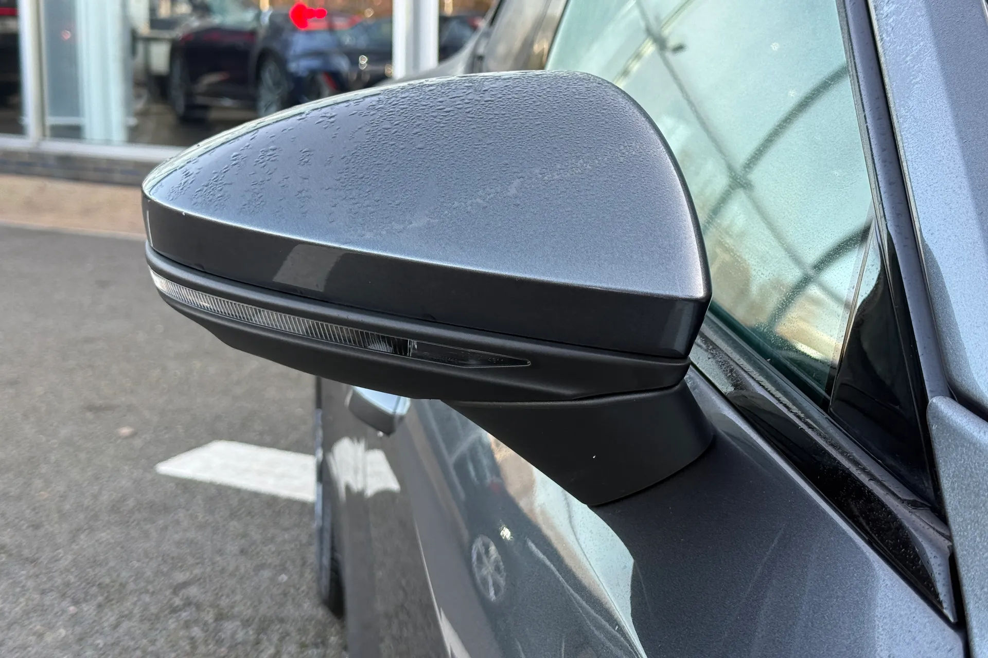 Audi e-tron GT thumbnail image number 8