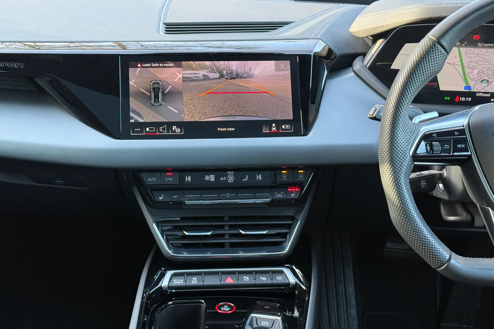 Audi e-tron GT thumbnail image number 33