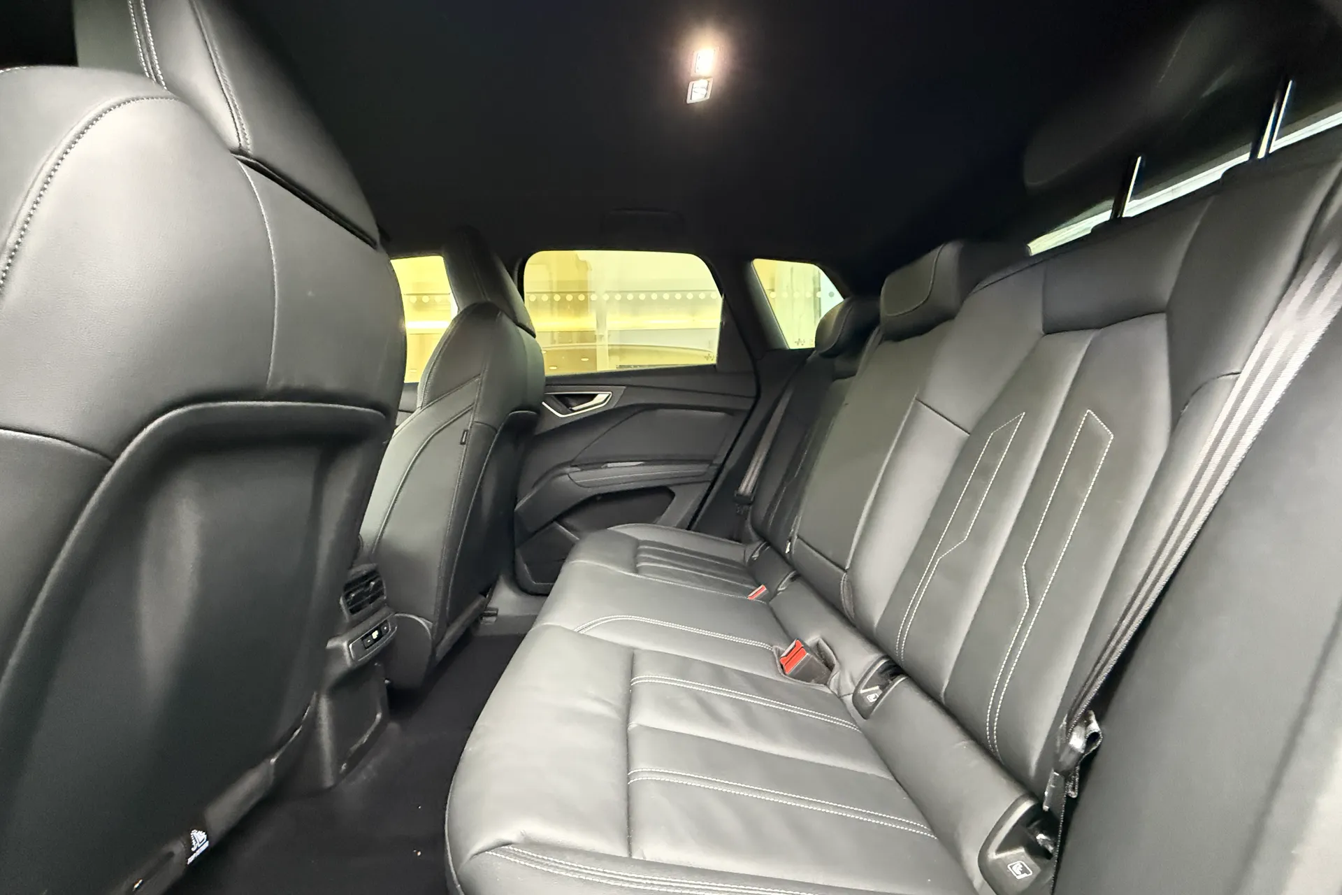 Audi Q4 thumbnail image number 49