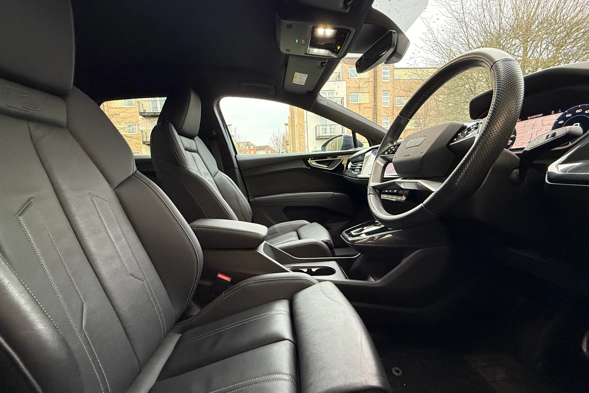 Audi Q4 thumbnail image number 30