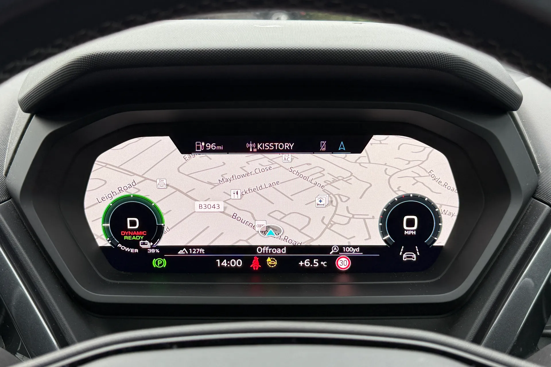 Audi Q4 thumbnail image number 7