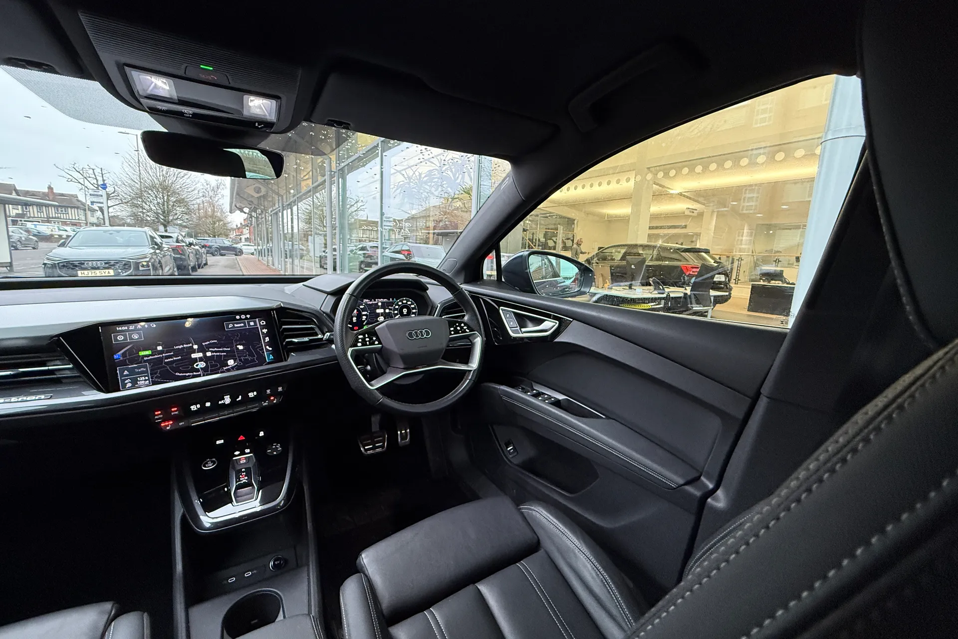 Audi Q4 thumbnail image number 40