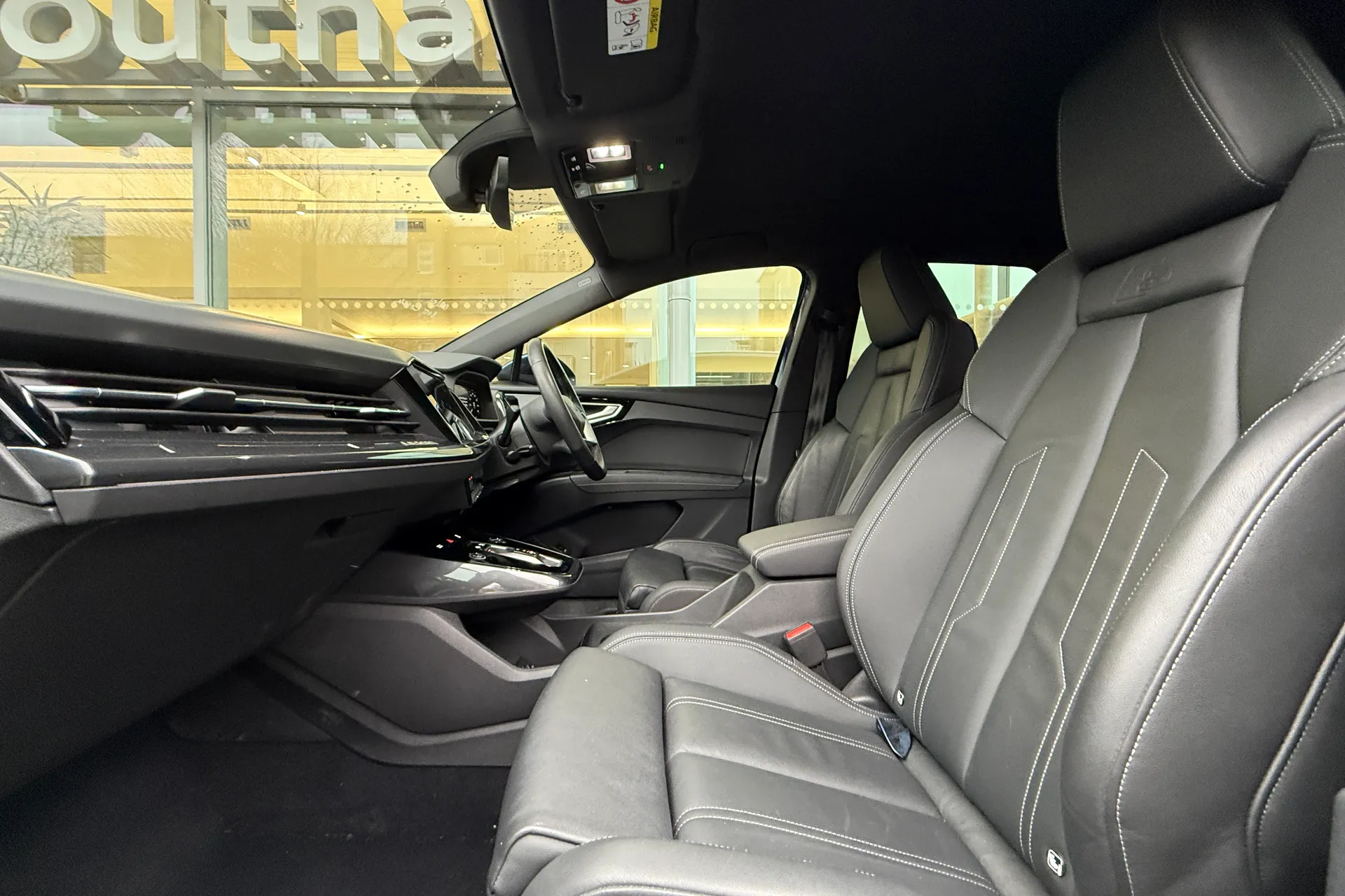 Audi Q4 thumbnail image number 51