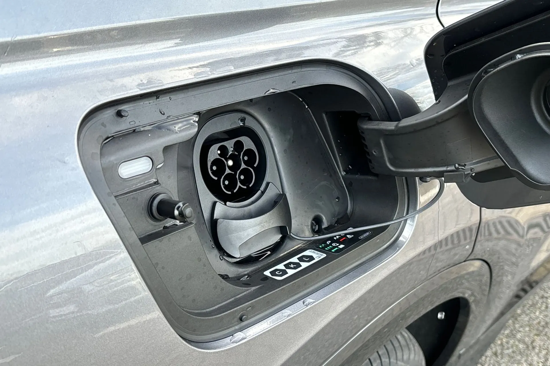 Audi Q4 thumbnail image number 17
