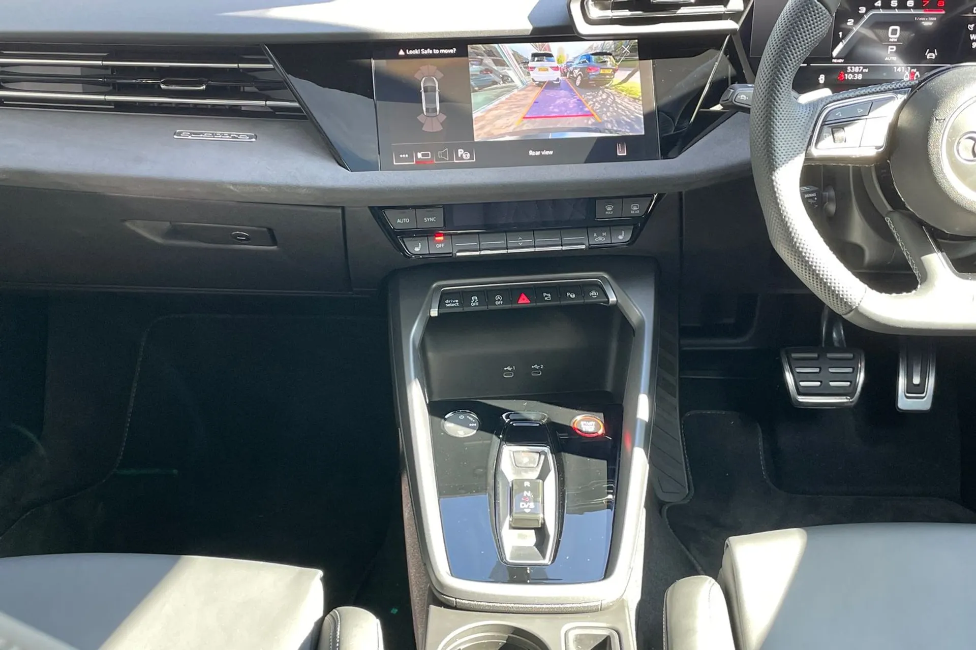 Audi A3 thumbnail image number 33