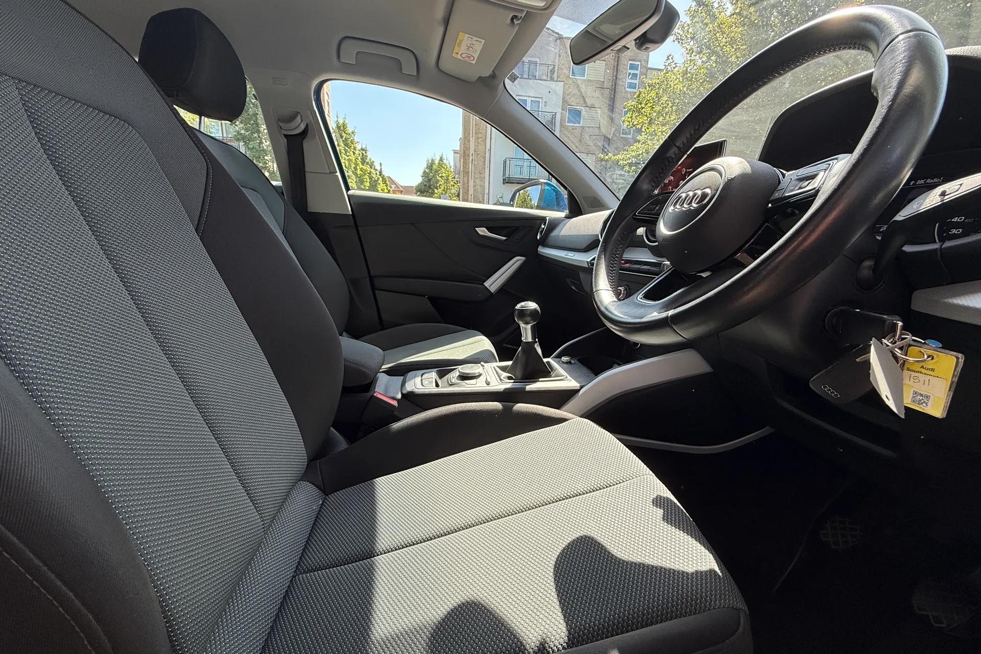Audi Q2 thumbnail image number 25