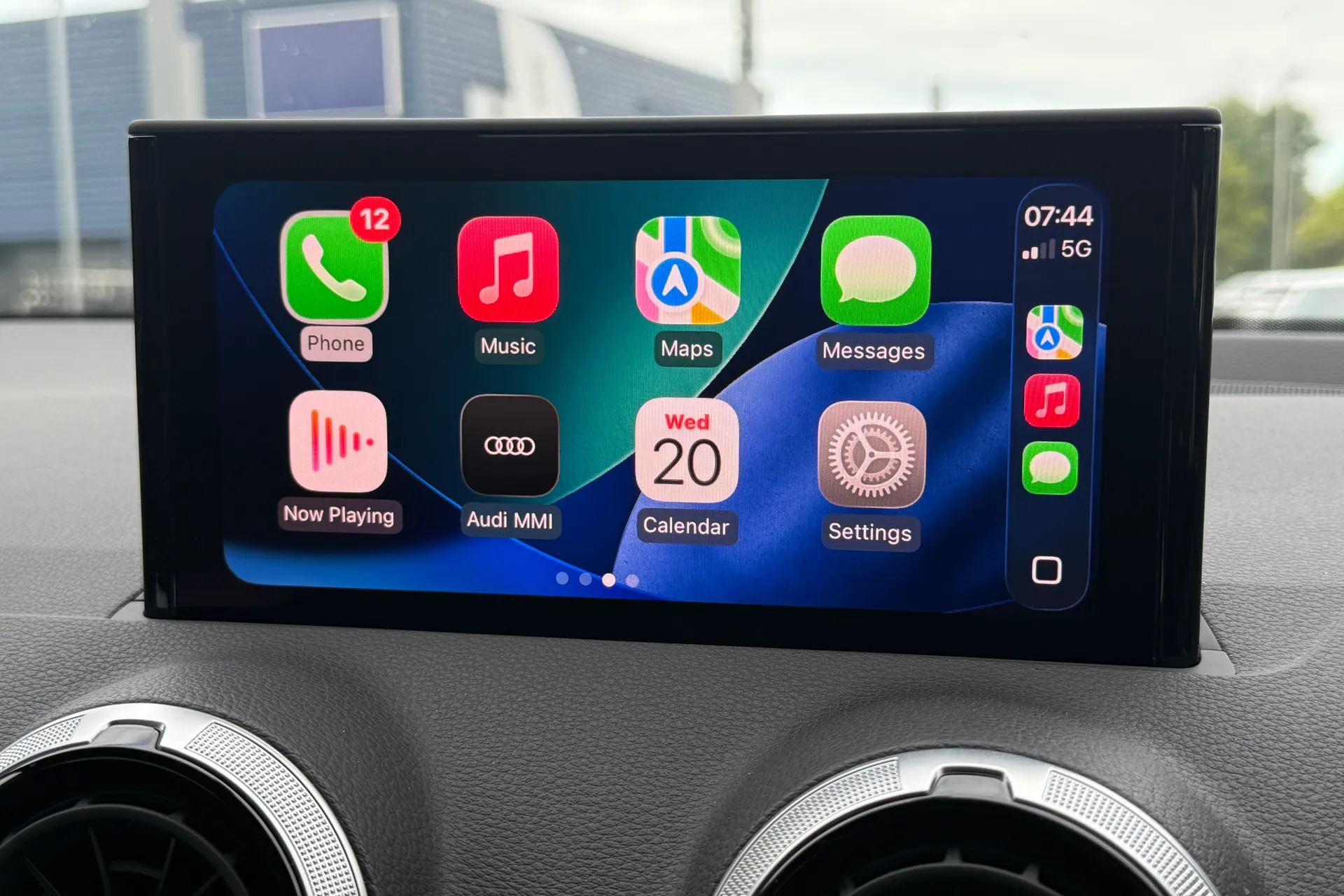 Audi Q2 thumbnail image number 7