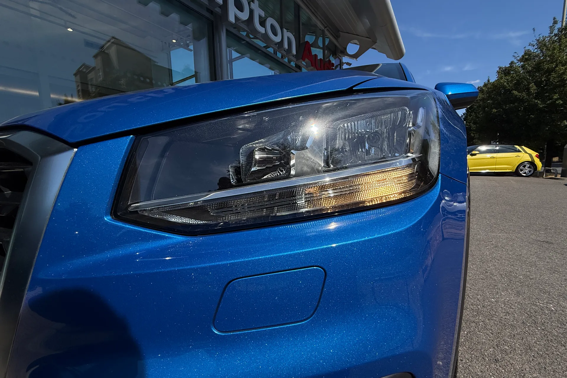 Audi Q2 thumbnail image number 36