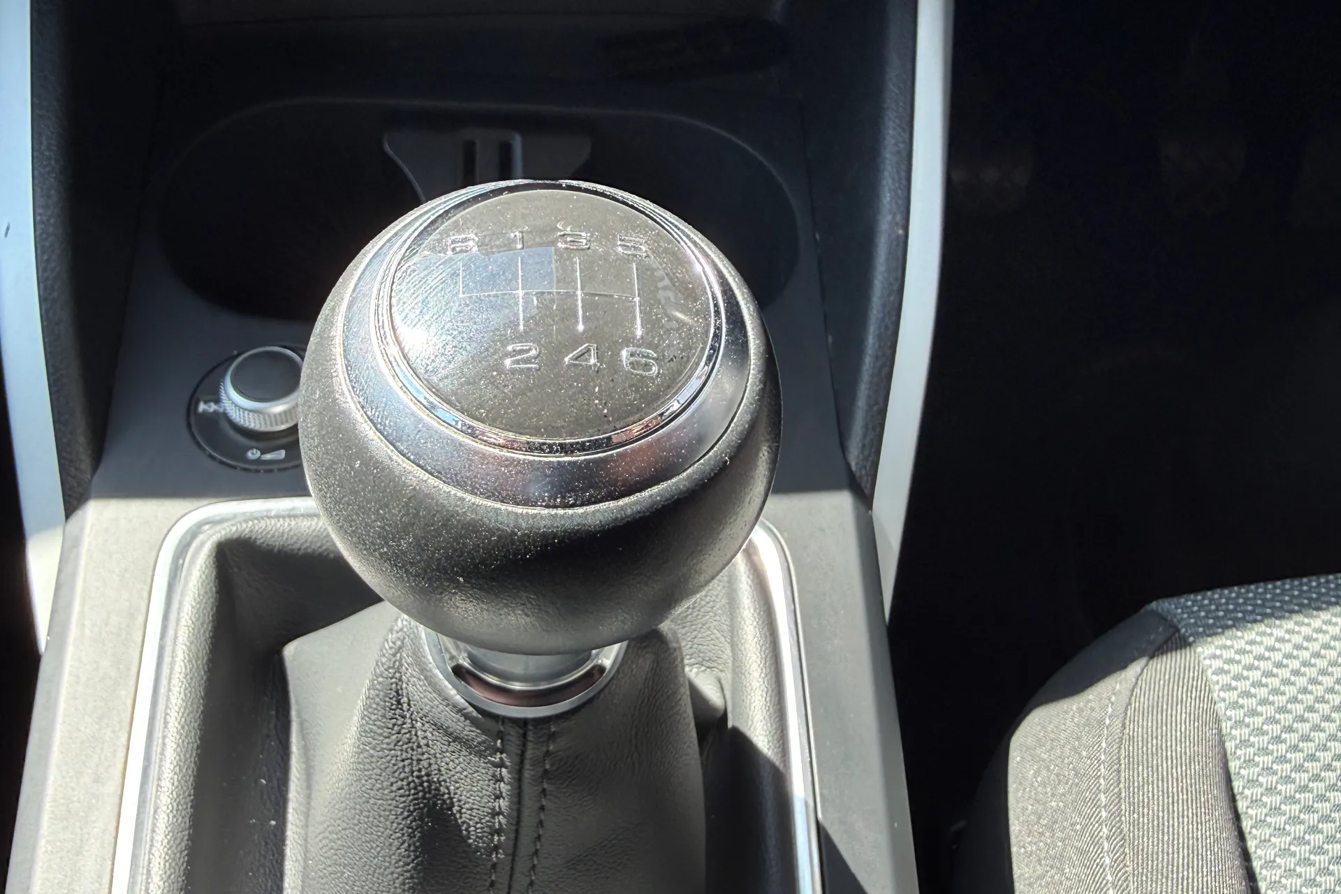 Audi Q2 thumbnail image number 20