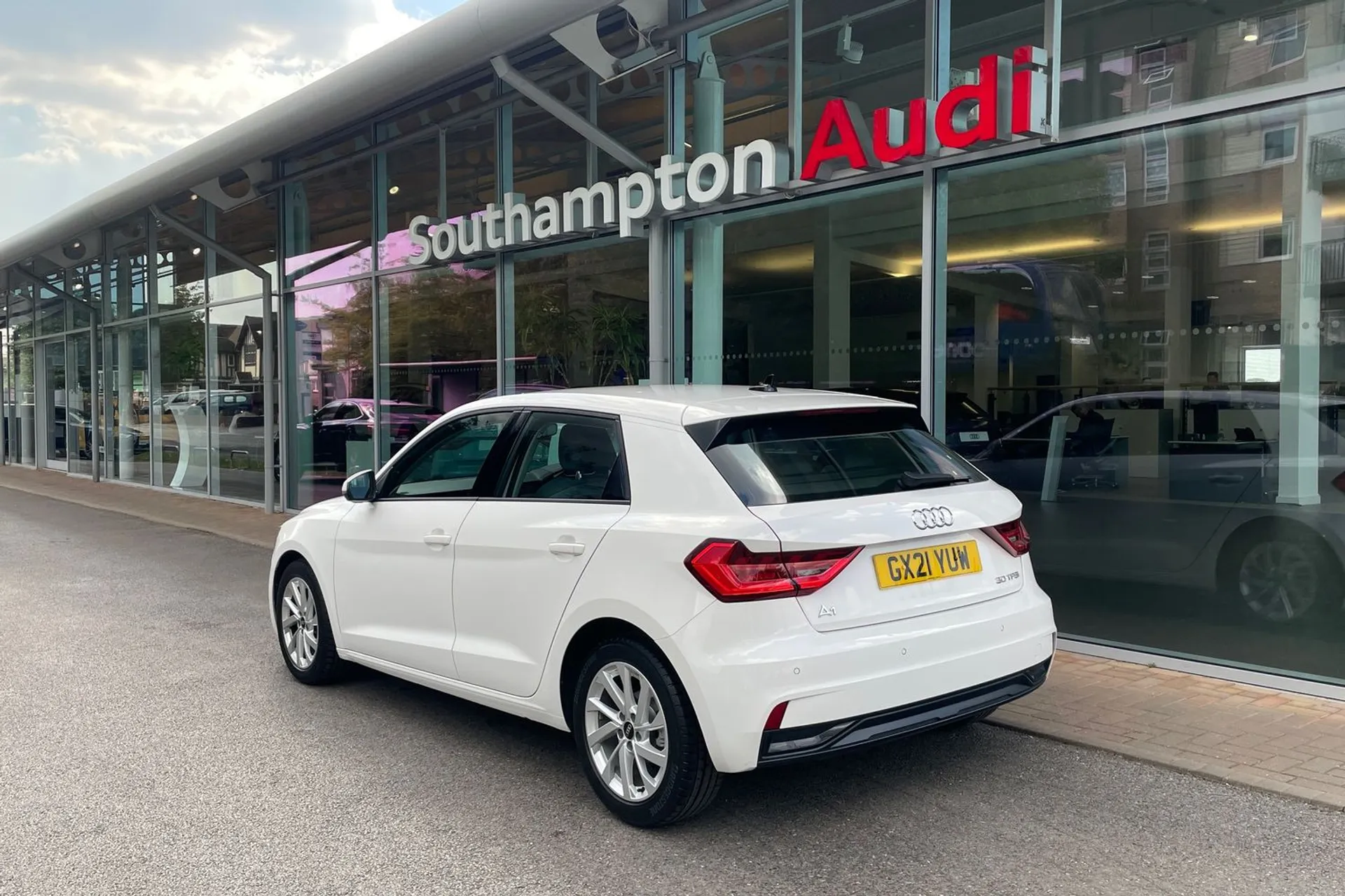 Audi A1 thumbnail image number 7