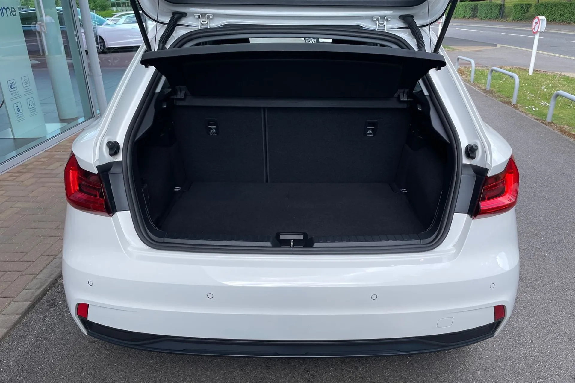 Audi A1 thumbnail image number 18