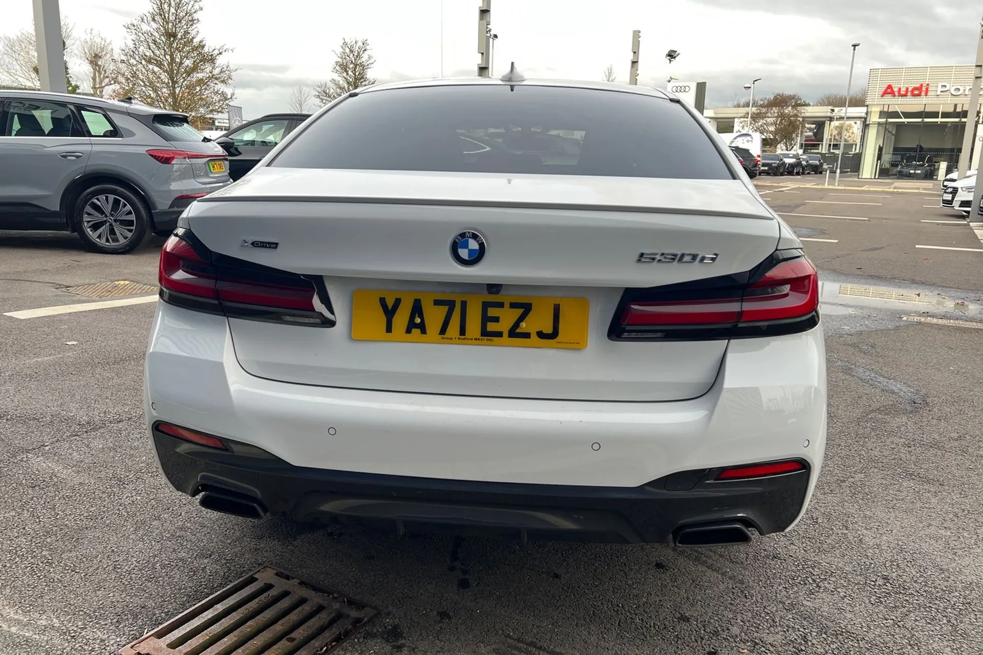 BMW 5 SERIES thumbnail image number 6