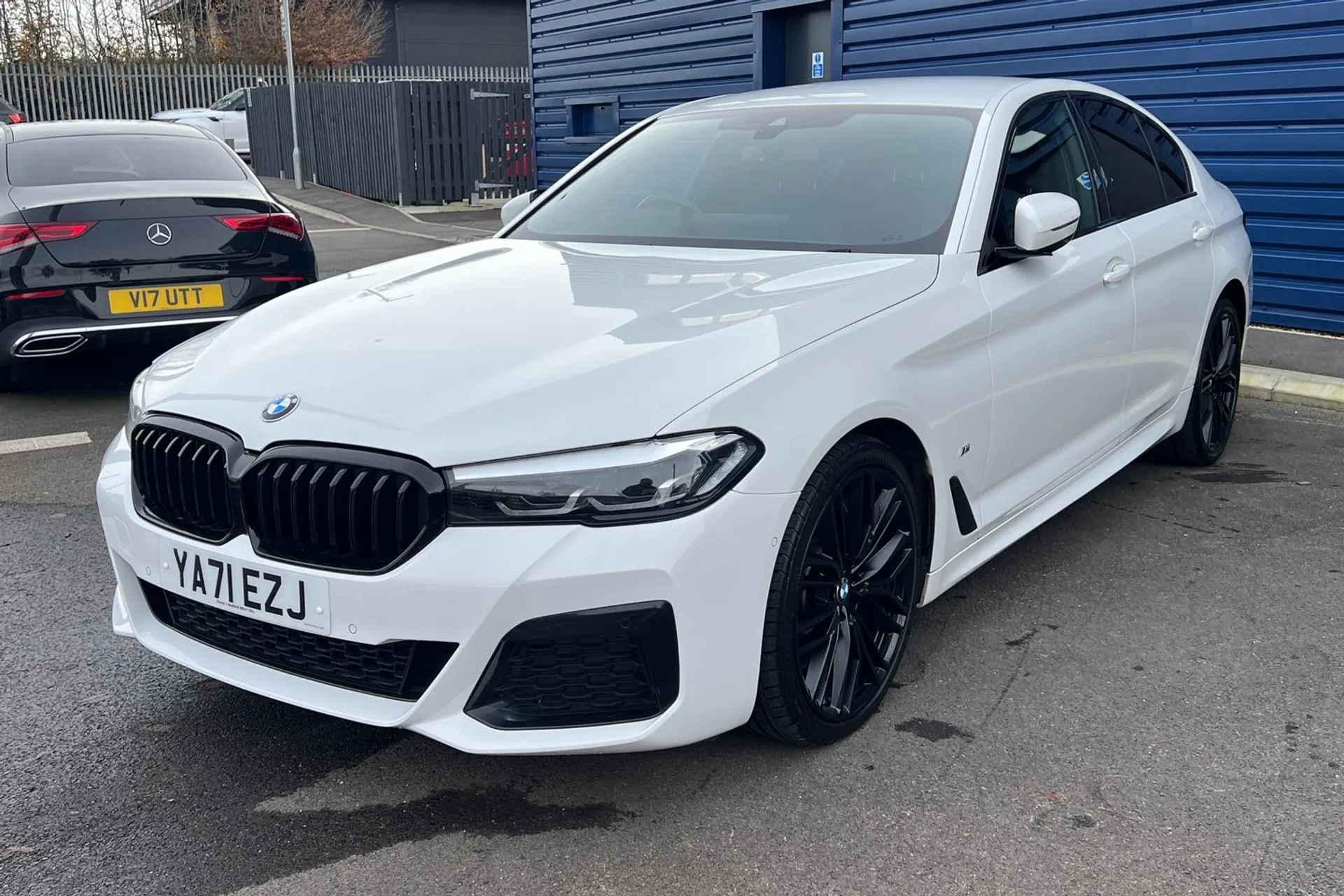 BMW 5 SERIES thumbnail image number 9