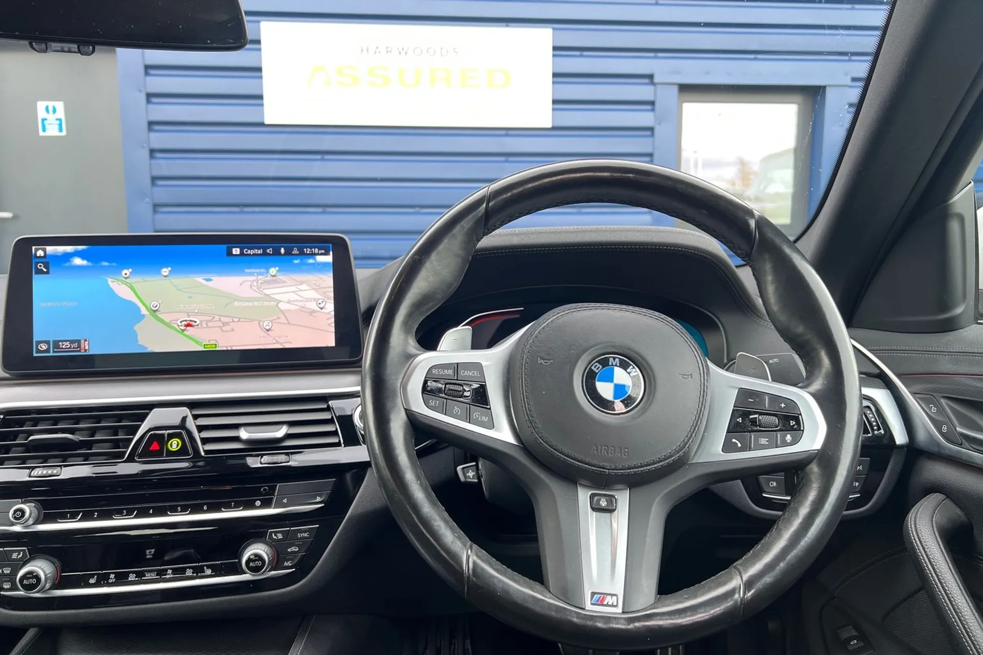 BMW 5 SERIES thumbnail image number 32