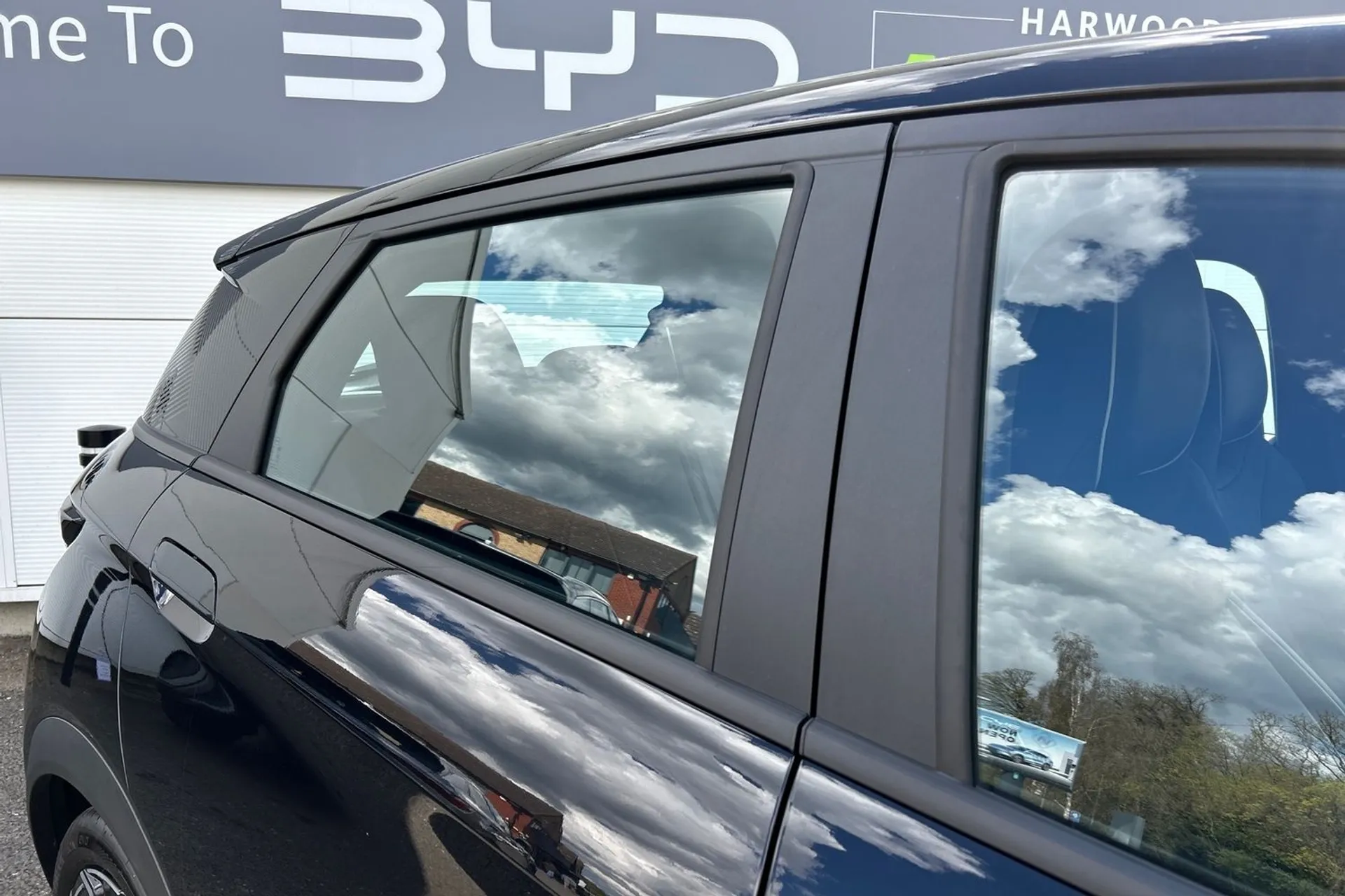 BYD DOLPHIN thumbnail image number 21