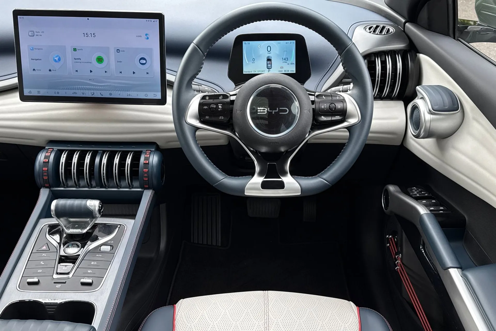 BYD ATTO 3 thumbnail image number 41